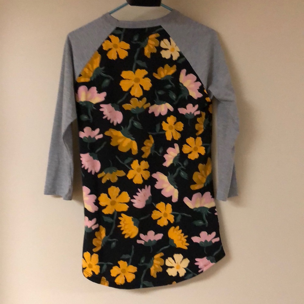 LuLaRoe Floral Randy Tee - Picture 4 of 4